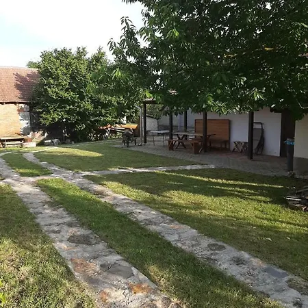 Bodrogparti Sárazsadány Casa de hóspedes